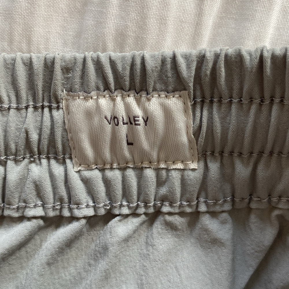 Men's Gray Cargo Shorts - Picture 4 of 6